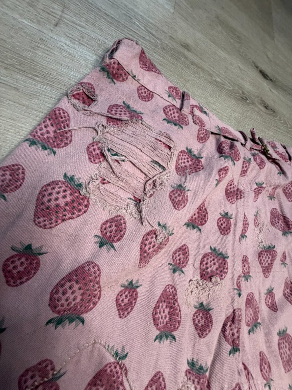 Magnolia Pearl Strawberry Trousers Sweet Kiss OS - Picture 6 of 7
